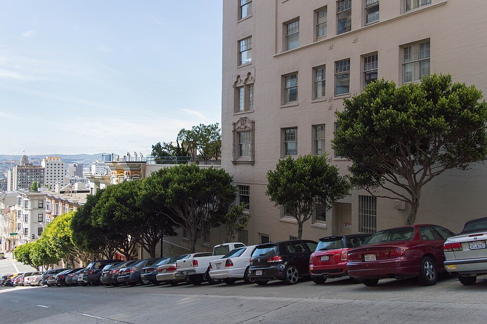 Apartment houses and parked cars on Jones Street on Nob Hill